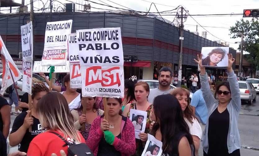Organizaciones marcharon en repudio al fallo por el asesinato de Lucía Pérez