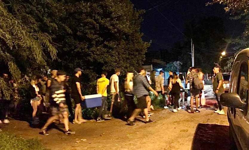 El Municipio desbarató una fiesta clandestina de 300 personas