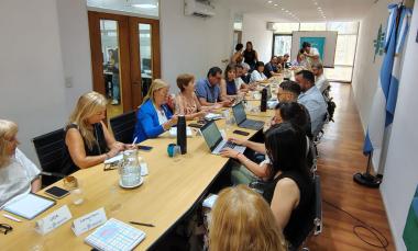 La Provincia acordó con los gremios bonaerenses un nuevo aumento salarial en enero