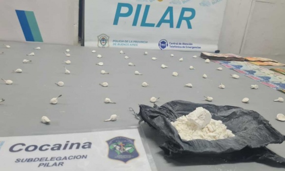 Un detenido acusado de comercializar droga en un barrio del distrito