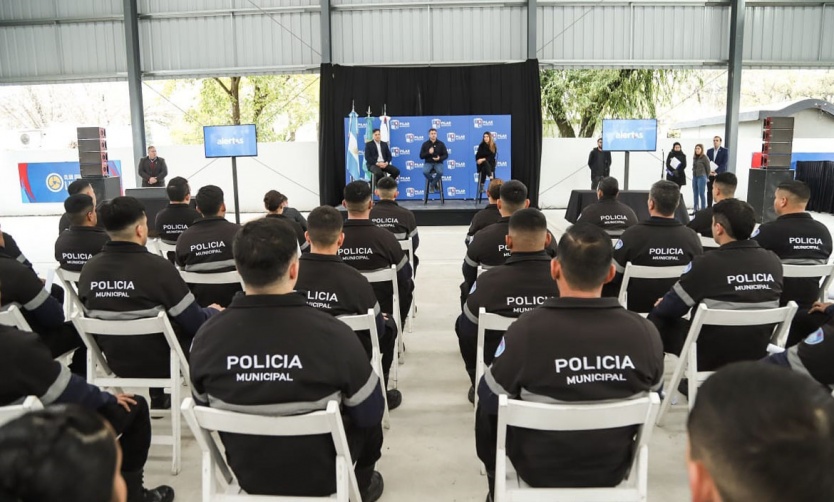 Agentes de Guardia Urbana concluyeron el curso de formación