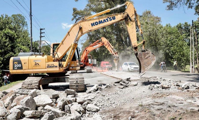 El Municipio inició obras de hidráulica y repavimentación en la Ruta 234
