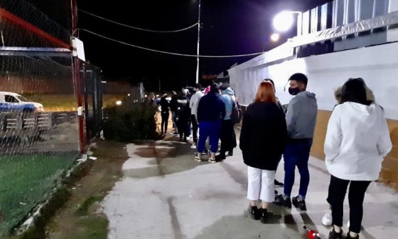 El Municipio desarticuló fiesta clandestina a la que asistían más de 70 personas