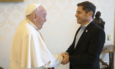 Kicillof fue recibido por el Papa Francisco