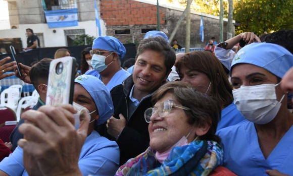 Kicillof: “Son tiempos difíciles, pero tenemos una receta; pensar en nuestra gente”