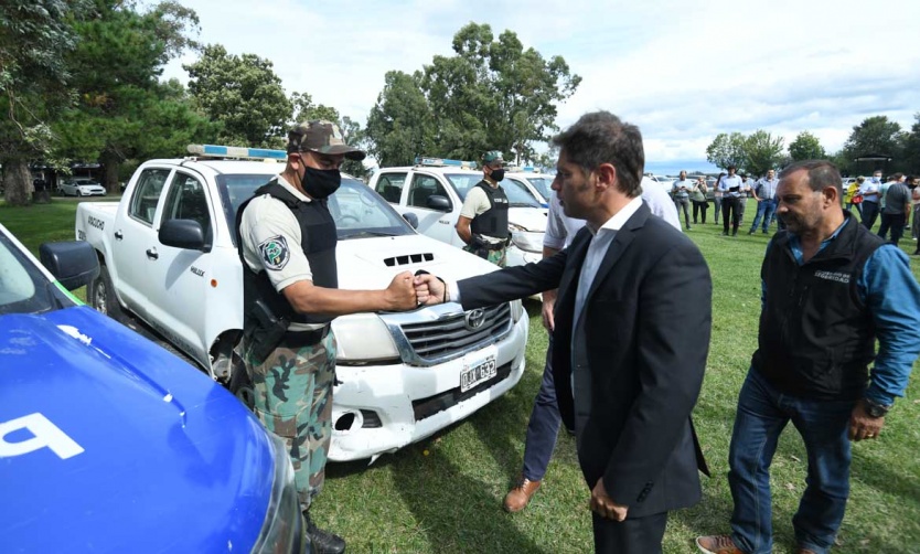 Kicillof puso en funcionamiento nuevos patrulleros para la Policía Rural