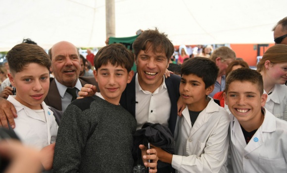 Kicillof. “La educación es lo que cambia el futuro, por eso garantizamos el derecho de las y los estudiantes”