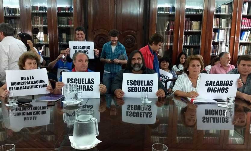La Justicia le ordenó al gobierno de Vidal desactivar sumarios a docentes por hacer paro
