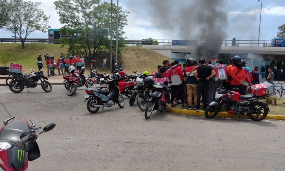 Trabajadores de Pedidos Ya volvieron a manifestarse para reclamar seguridad