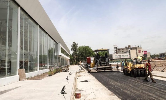 Referentes de instituciones recorrieron la obra del Hospital Central