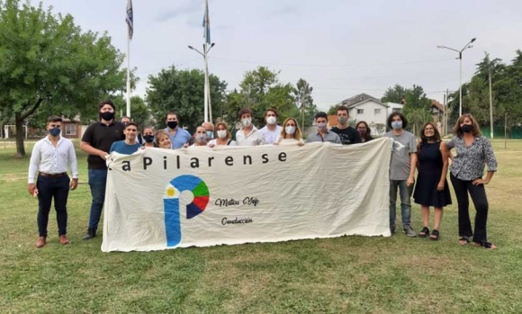 Florencia Arietto recorrió barrios de Pilar junto a referentes de la oposición