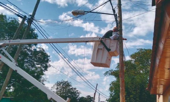 Instalan nuevas alarmas urbanas en dos barrios de Pilar