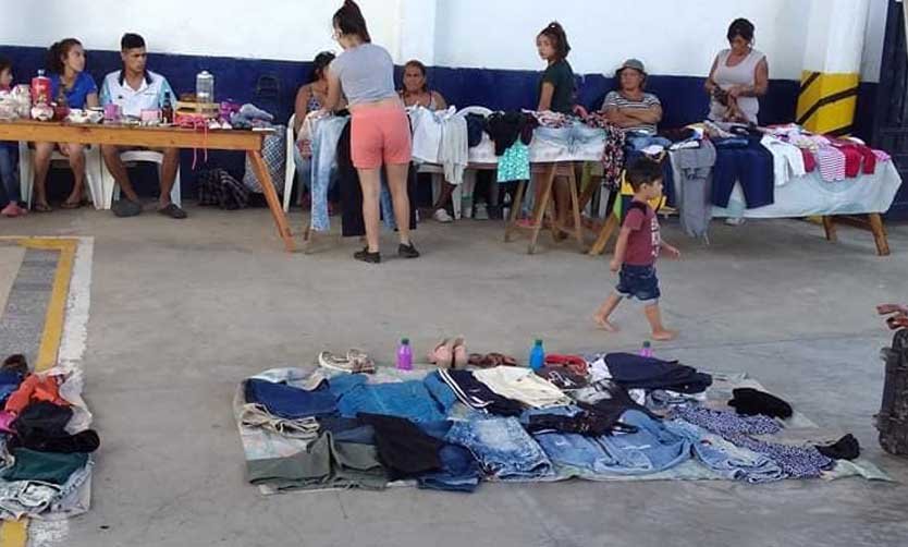 La crisis económica reactivó las ferias del trueque en Pilar