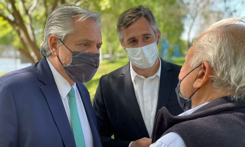 El Presidente Fernández, en Pilar junto al intendente Achával por el Día del Jubilado