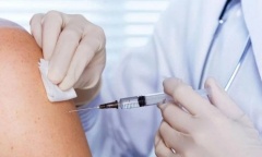 Especialistas recomiendan vacunarse contra la gripe y apuntan a la baja cobertura