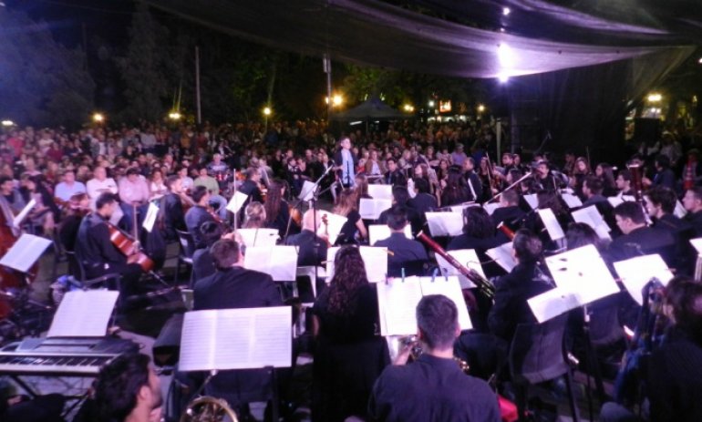 Video: Más de 2000 personas disfrutaron de la música de Beethoven en Pilar