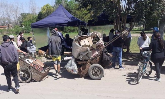 Lanzan un censo de cartoneros para acompañar a uno de los sectores más postergados