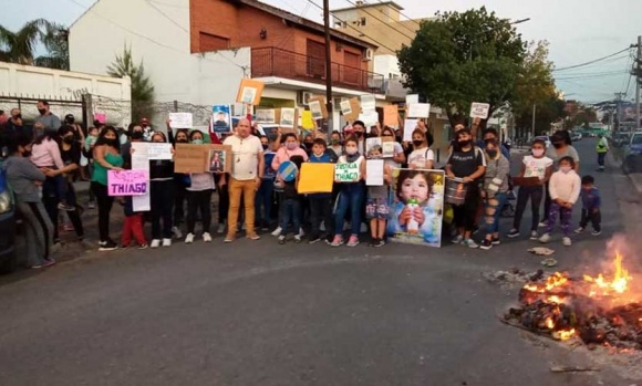 La oposición pide informes por el caso del niño que fue asesinado a golpes