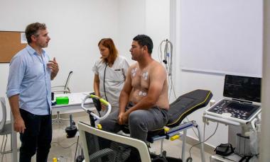 El intendente Achával recorrió el Centro Cardiovascular en el HCP