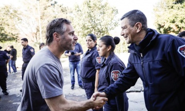 El intendente Achával reconoció a los Bomberos Voluntarios de Pilar