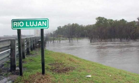 Intendentes y autoridades provinciales se reunieron para analizar futuras obras en el Río Luján