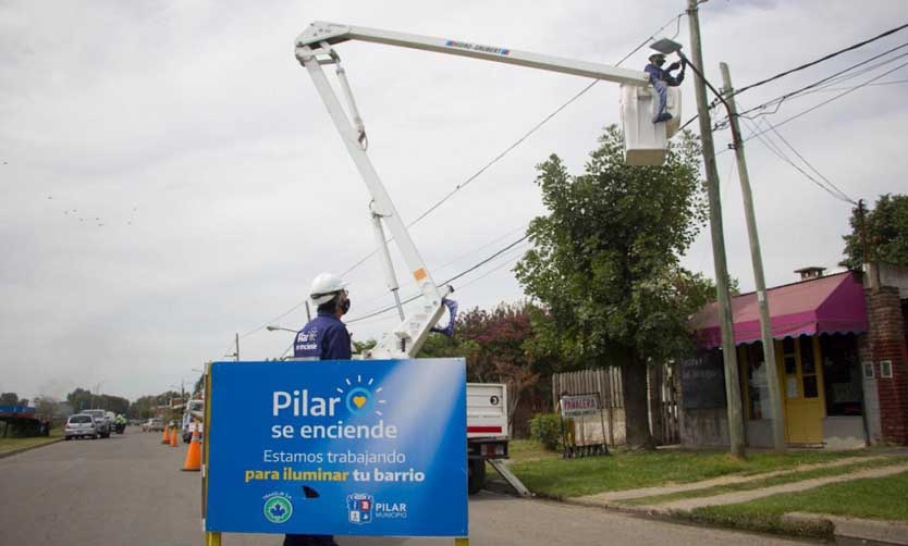 El 30% de las luminarias del distrito ya cuentan con tecnología LED