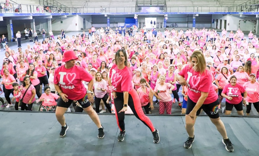 Pilar se viste de rosa por quinto año consecutivo con la Master Pink
