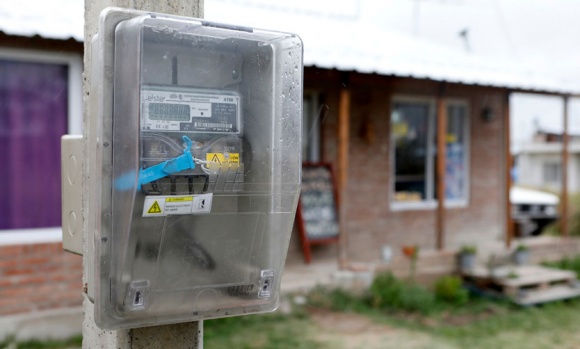 El 36% de los hogares bonaerenses comenzará a perder el subsidio a la luz