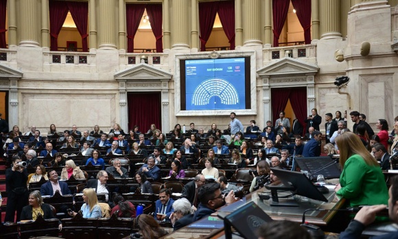 Cecilia Moreau obtuvo quórum para tratar Ganancias al que calificó como "impuesto injusto al salario"