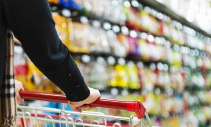 Para ponerle freno a los chinos, el Concejo analiza suspender nuevos supermercados por 6 meses