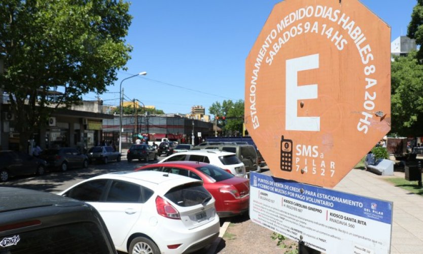 Extienden el sistema de estacionamiento medido en más calles de Pilar