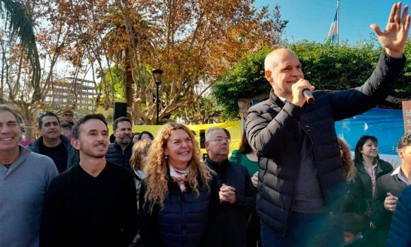 Rodríguez Larreta hizo campaña en Pilar junto a Sebastián Neuspiller y Santilli